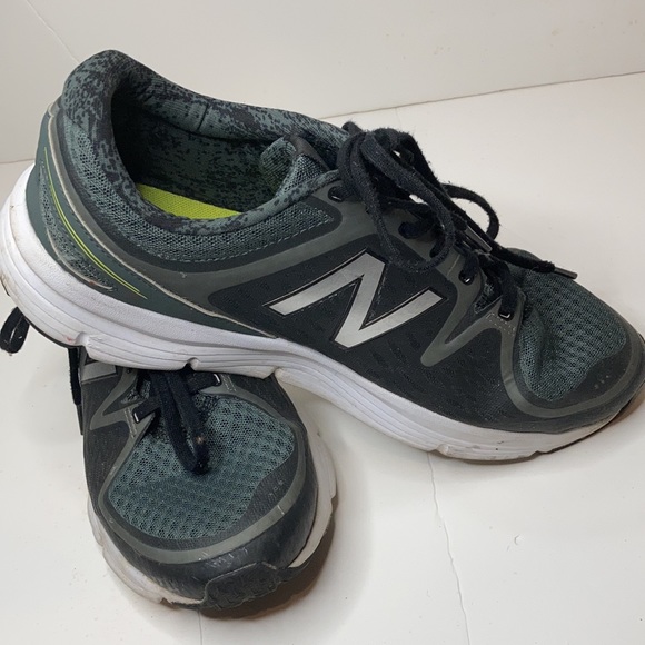 Nike New Balance Running Shoe - Picture 2 of 10